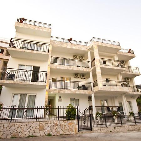 Apartments Saric Bar Exterior photo